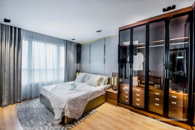 Bán căn hộ chung cư: Bán căn 2 ngủ Season Avenue giá 6,5 tỷ. LH 0914959482