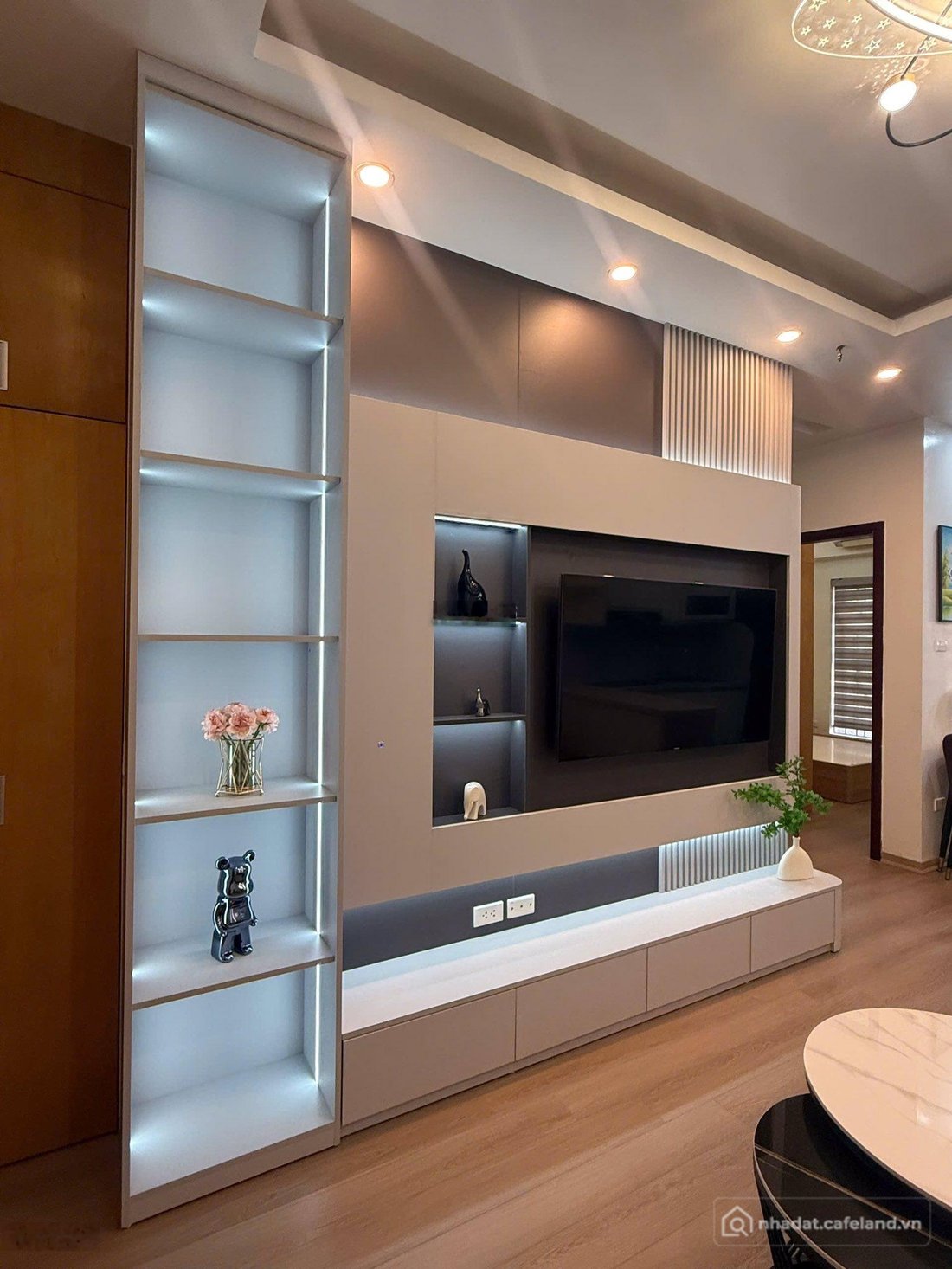 Bán căn hộ chung cư: Bán căn 2 phòng ngủ 71.6m2 HH02E Xuân Mai Complex, Dương Nộ