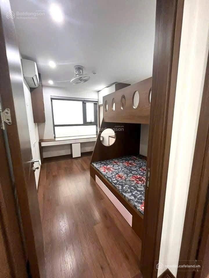 Bán căn hộ chung cư: Tôi chuyển lên căn 3 ngủ giảm sâu 300 triệu Bán gấp căn 70 