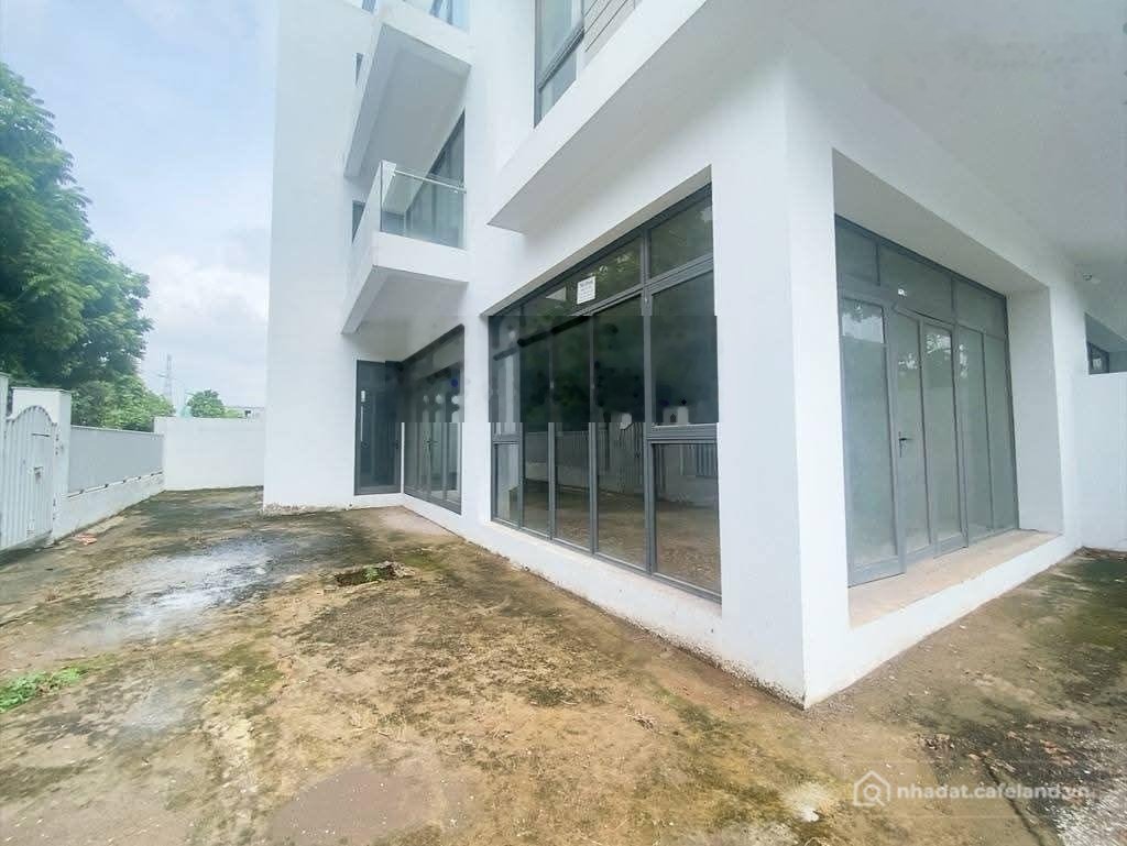 Bán biệt thự: Chỉ 36 t.ỷ sở hữu căn biệt thự sol lake villa đẹp nhất kđt đô nghĩ