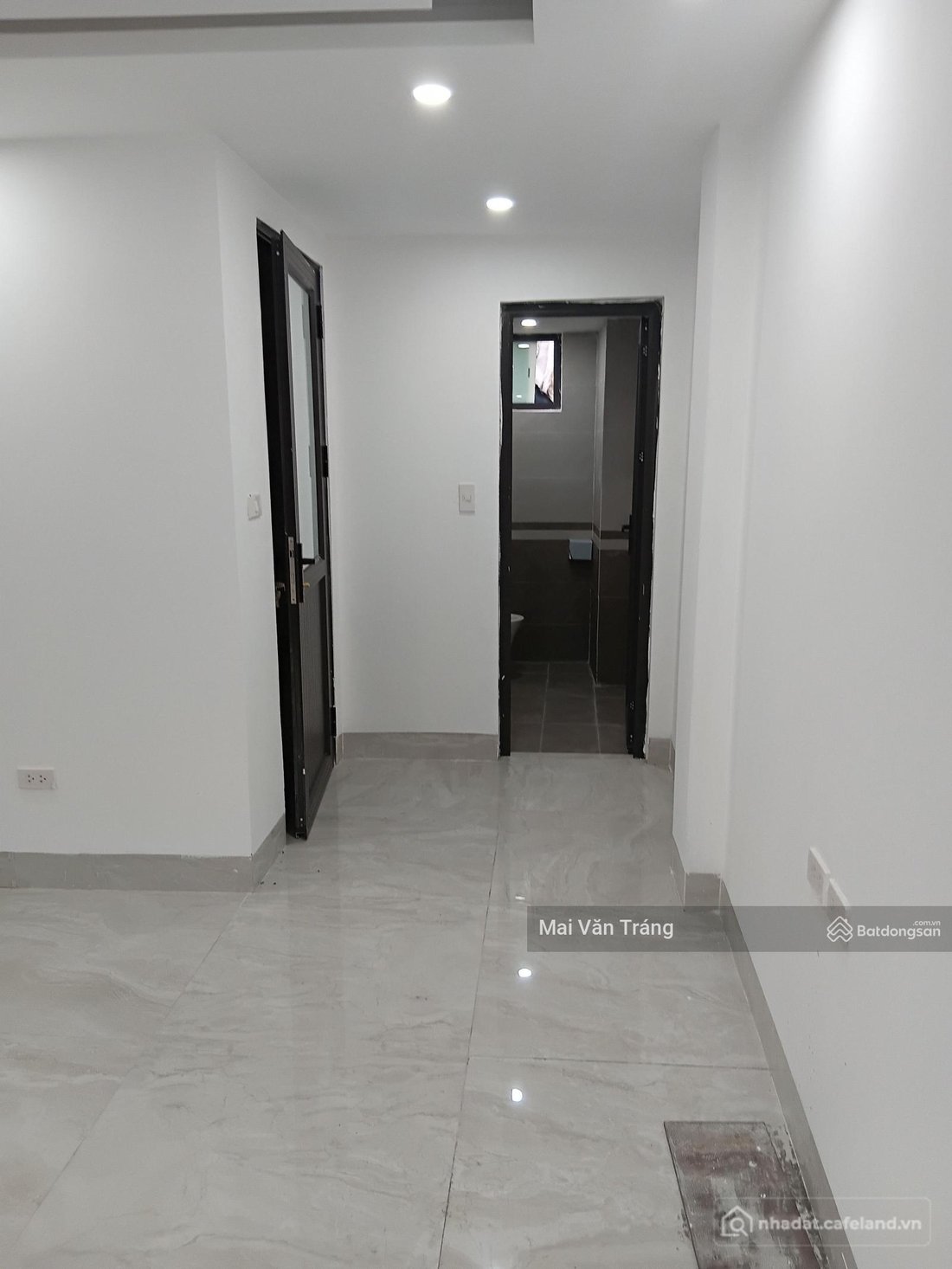 Bán nhà riêng: Miếu Đầm-Mễ Trì Từ Liêm- Bán nhà 6 tầng thang máy,ngõ ô tô thông,