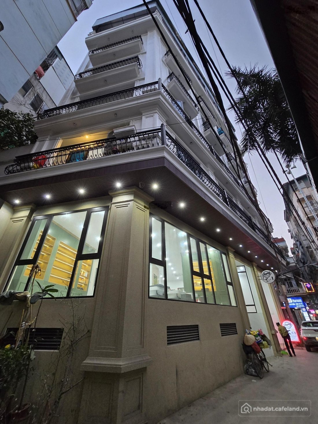 Bán nhà riêng: Siêu phẩm mễ trì lô góc 3 mặt thoáng 7 tầng có hầm dòng tiền 150t