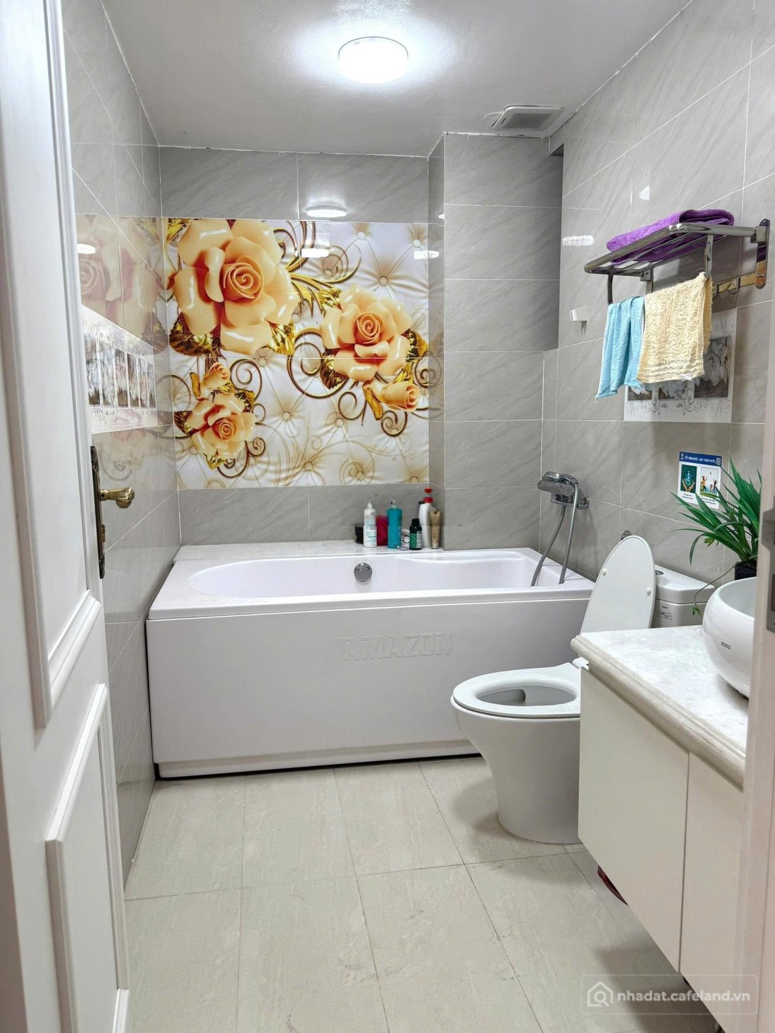 Bán biệt thự: Bán nhà sổ đỏ Louis City Đại Mỗ đường trục chính Đông Nam 108,5m2 