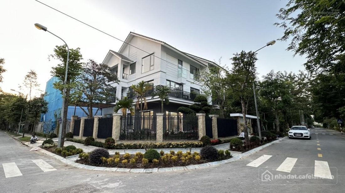 Bán biệt thự: Bán căn liền kế/shophouse - hoàn thiện full nội thất - Rẻ như căn 