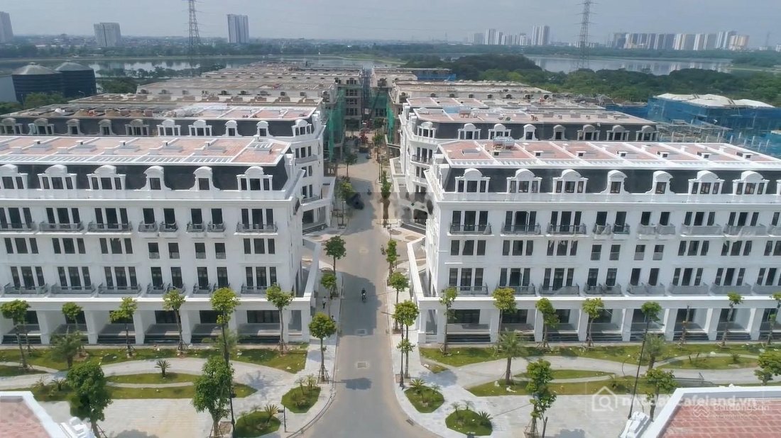 Bán nhà phố dự án: Em cần thanh khoản căn shophouse Louis City - Mặt đường 22.5m