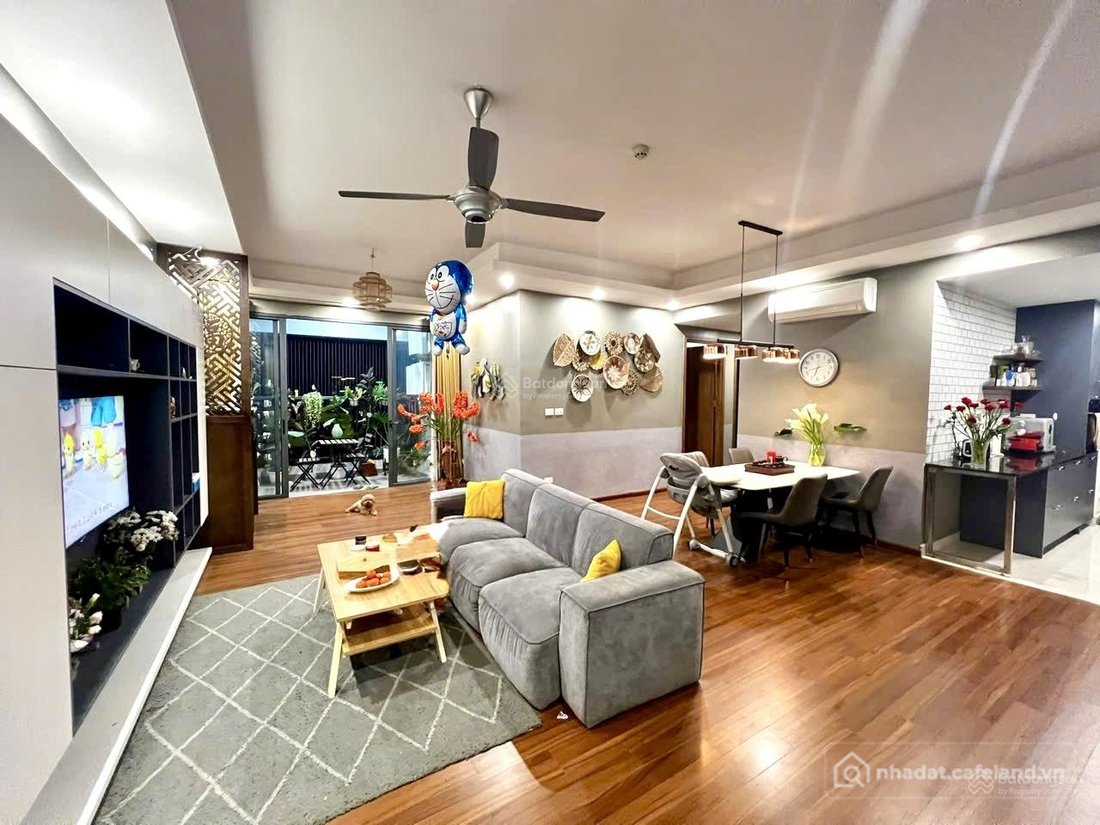 Bán căn hộ chung cư: CC bán chung cư Stellar Garden 35 Lê Văn Thiêm - quận Thanh