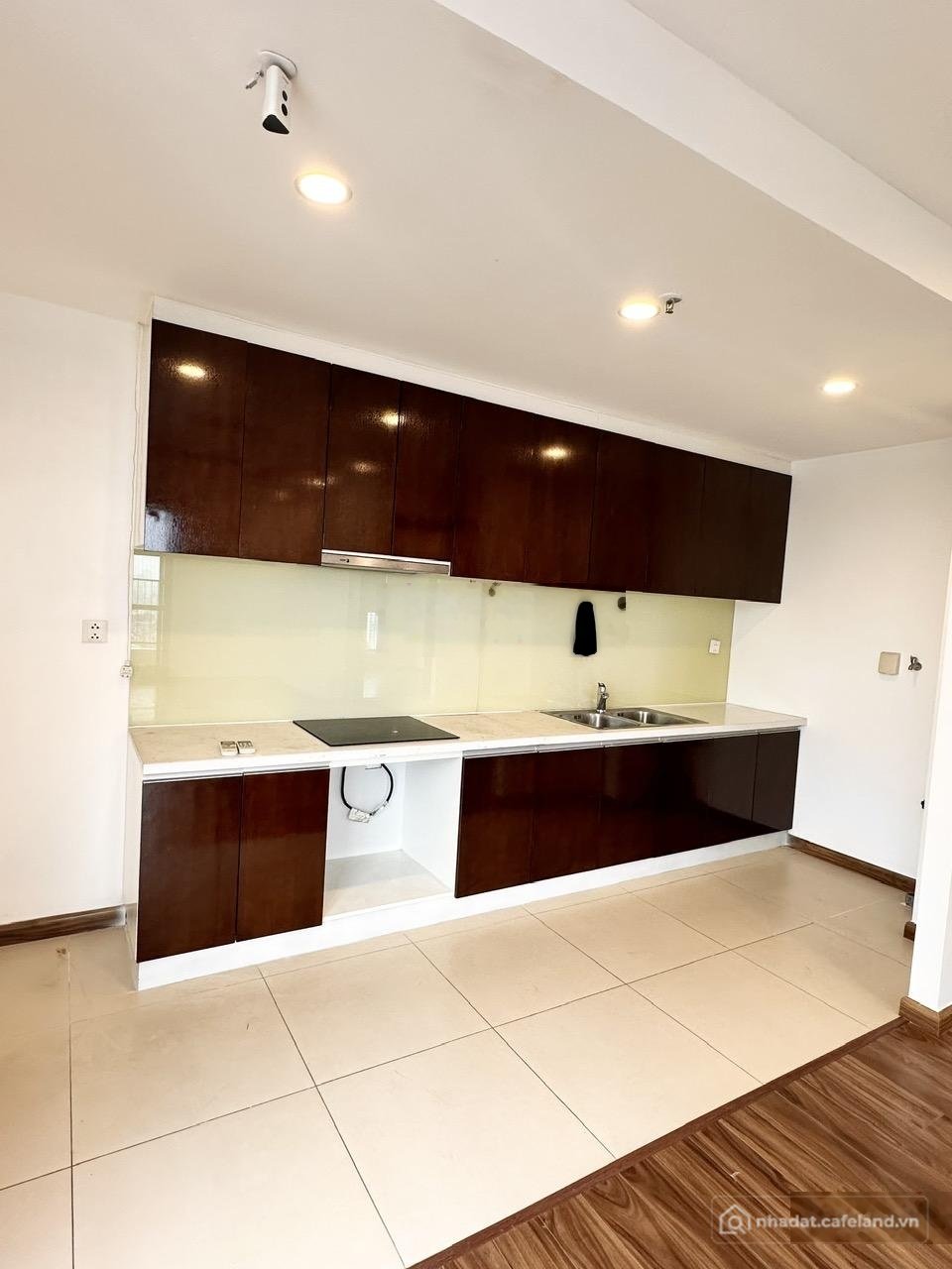 Bán căn hộ chung cư: Bán căn hộ chung cư The Golden Palm Lê Văn Lương 82m2, 9,05