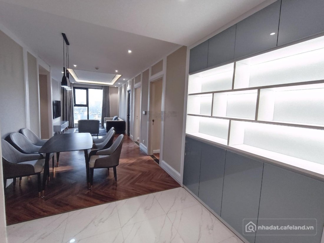 Bán căn hộ chung cư: King Palace bán căn 3N góc view Đông Nam tầng cao siêu đẹp