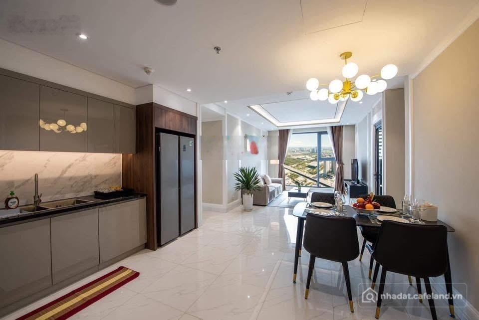 Bán căn hộ chung cư: Em bán King Palace - 3N2VS - Full - 105m2 - 10 tỷ - Liên hệ