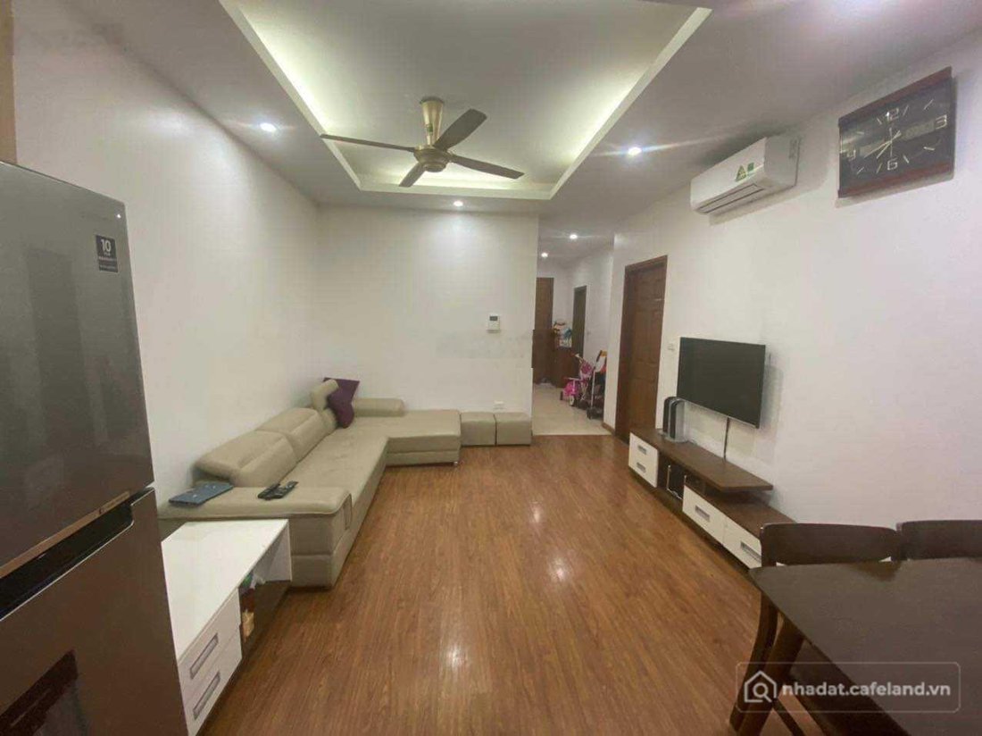 Bán căn hộ chung cư: Chính chủ bán căn hộ siêu đẹp tầng trung tại The Pride. 2PN