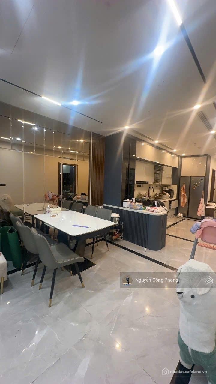 Bán căn hộ chung cư: Cần bán căn hộ 104m2, 3PN2WC, full nội thất mới, tầng trung