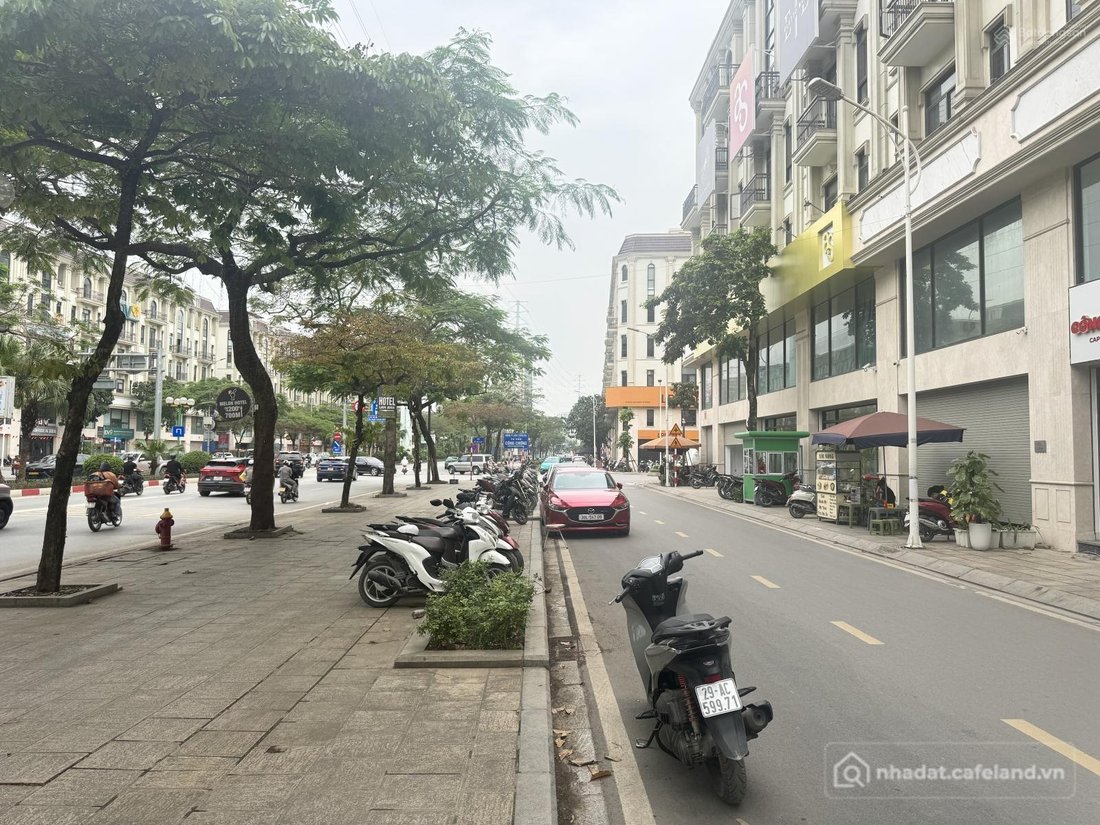 Bán đất thổ cư: view Him Lam Vạn Phúc - phân lô vỉa hè - GPXD 7 tầng - vị trí đỉ