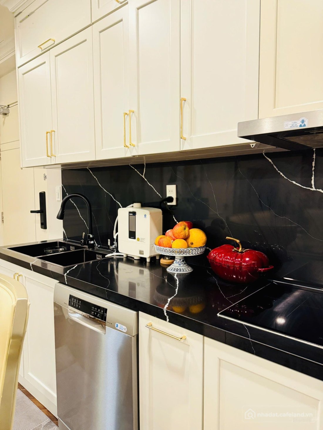Bán căn hộ chung cư: Chính chủ cần bán căn 3 ngủ 2 vs S1 Sapphire Hạ Long, view 