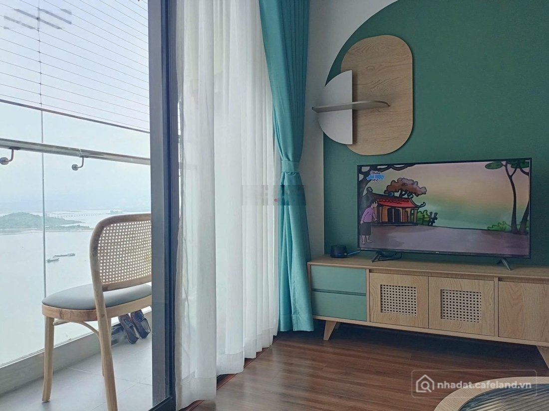 Bán căn hộ chung cư: Bán căn hộ 2pn, căn góc, tầng cao, view vịnh hạ long cực đẹ