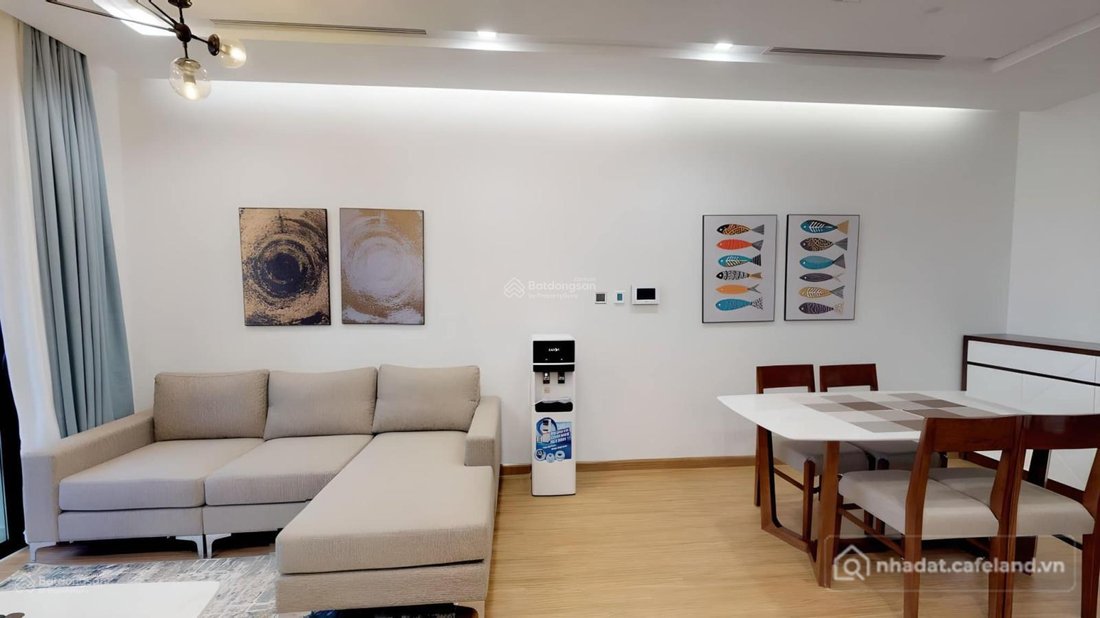 Bán căn hộ chung cư: Bán căn hộ chung cư 71m2 giá 6,1 tỷ tại Rose Town 79 Ngọc H