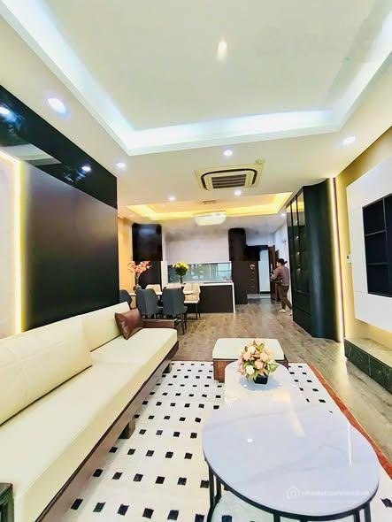 Bán căn hộ chung cư: Chung cư Gold Silk (Vạn Phúc 430 Phố Cầu Am) 105m2, 3pn, fu