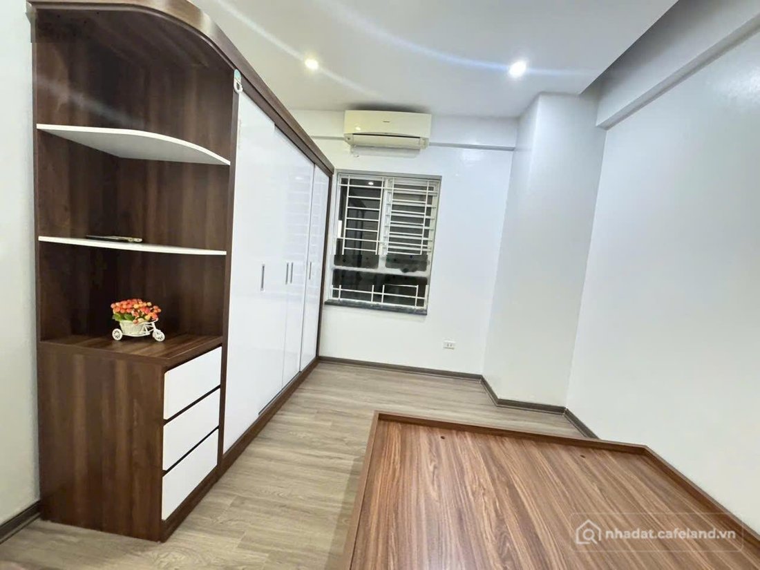 Bán căn hộ chung cư: Bán gấp căn hộ chung cư Nam Xa La,2 Ngủ 2wc 4,3 tỷ, 64m2, v