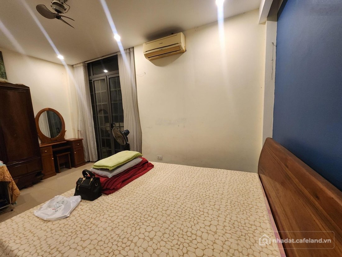 Bán nhà phố dự án: Bán shophouse V5A Văn Phú, chỉ duy nhất 1 căn, khu vực vài nă