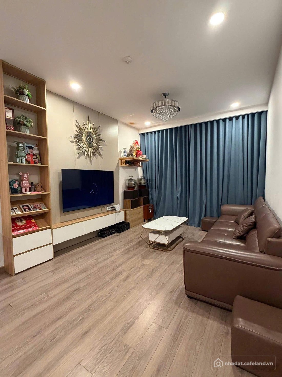 Bán căn hộ chung cư: Chính chủ cần tiền bán gấp giảm giá kịch sàn căn hộ 82m2 - 