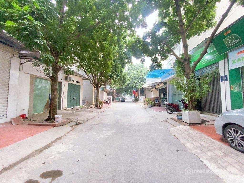 Bán nhà riêng: Hàng xóm Park City Hà Đông 55m2, 4tầng giá 12tỷ. Phân lô vỉa hè g
