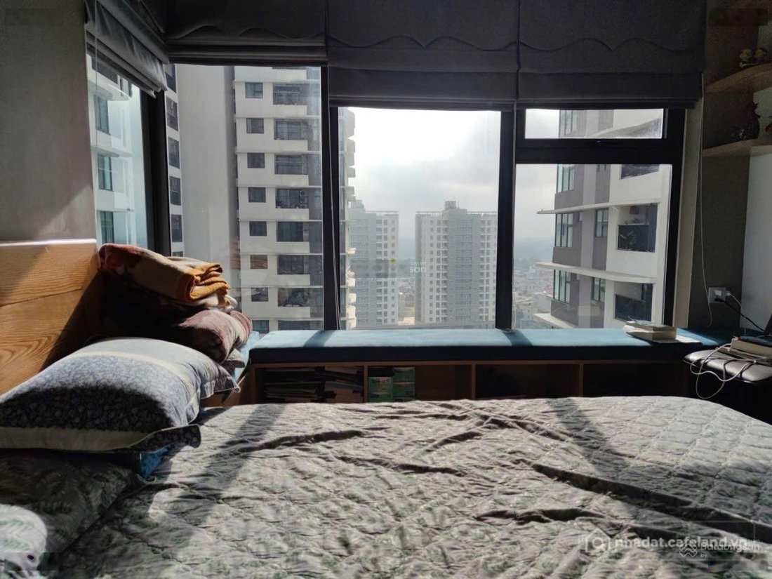 Bán căn hộ chung cư: Bán căn 3 ngủ trục căn 11 căn hoa hậu toà A The Zen Gamuda,