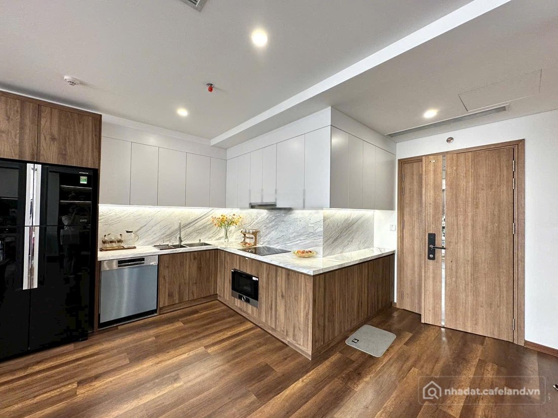 Bán căn hộ chung cư: BÁN CĂN 112m2 Grand Sunlake. Giá 9,2 tỷ.