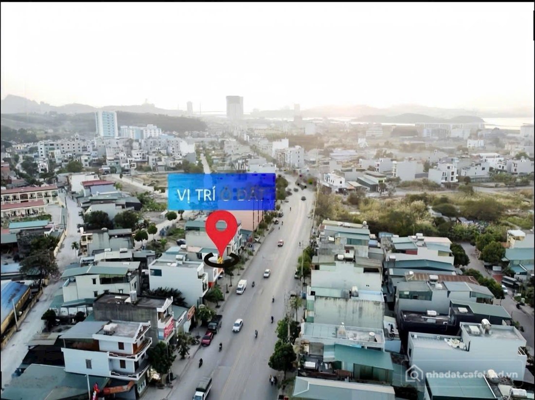 Bán đất thổ cư: Chính chủ cần bán miếng đất mặt đường Cao Xanh, kinh doanh sầm u