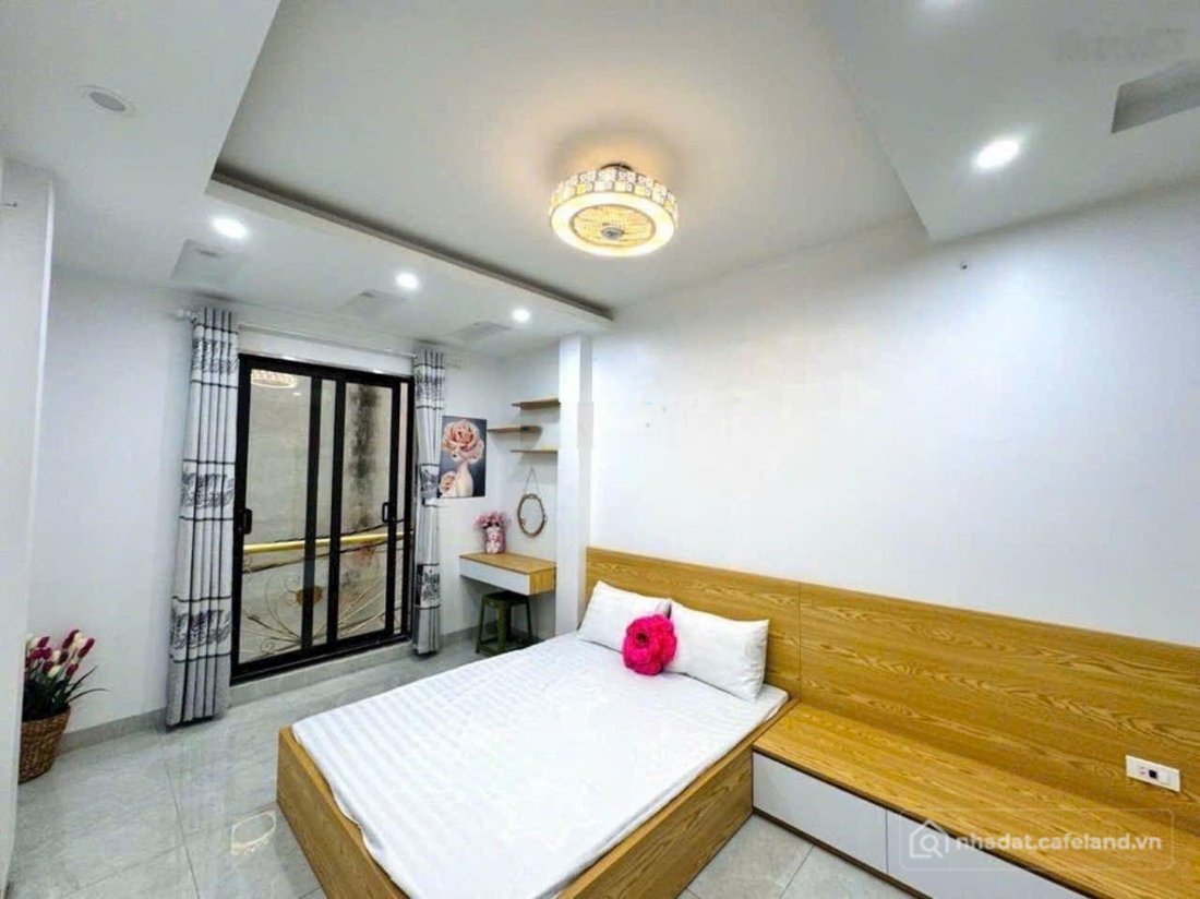 Bán nhà riêng: Bán nhà Quang Trung gần chợ Văn La Văn Phú ô tô đỗ cửa. Gần ga tà