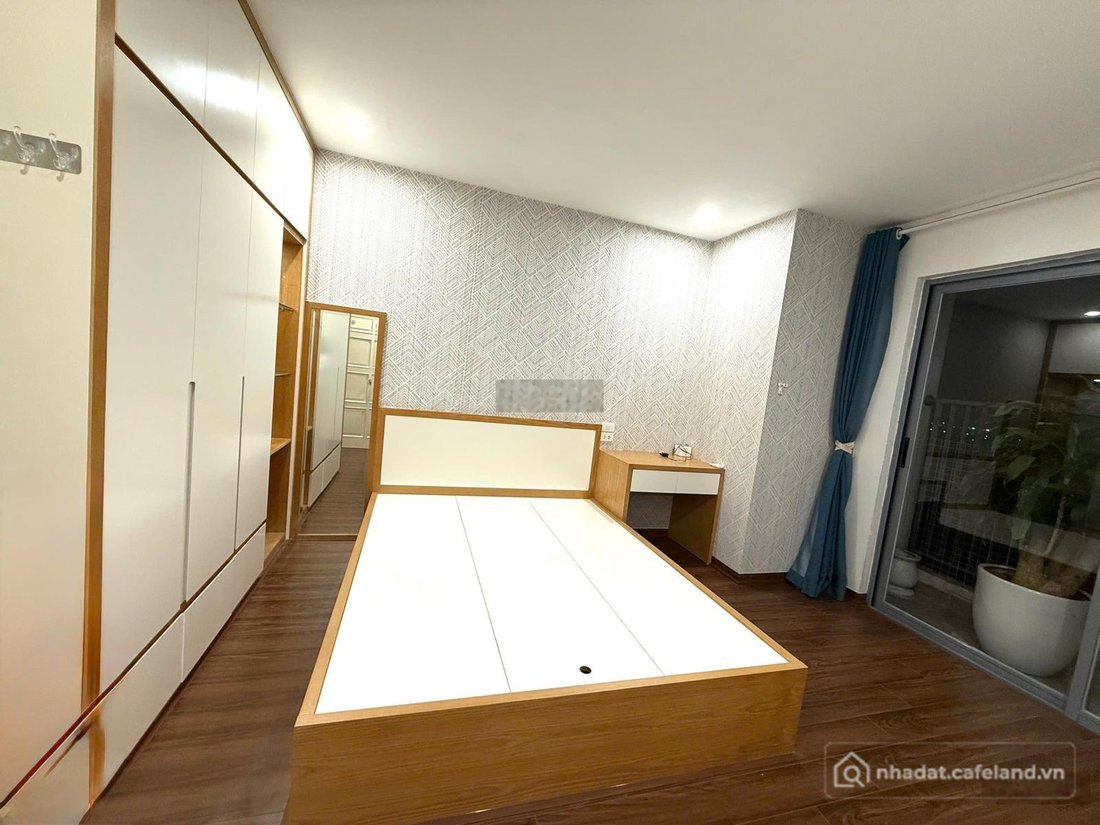 Bán căn hộ chung cư: Chính chủ thiện chí bán căn hộ 3 phòng ngủ, 124.7m2 đầy đủ 