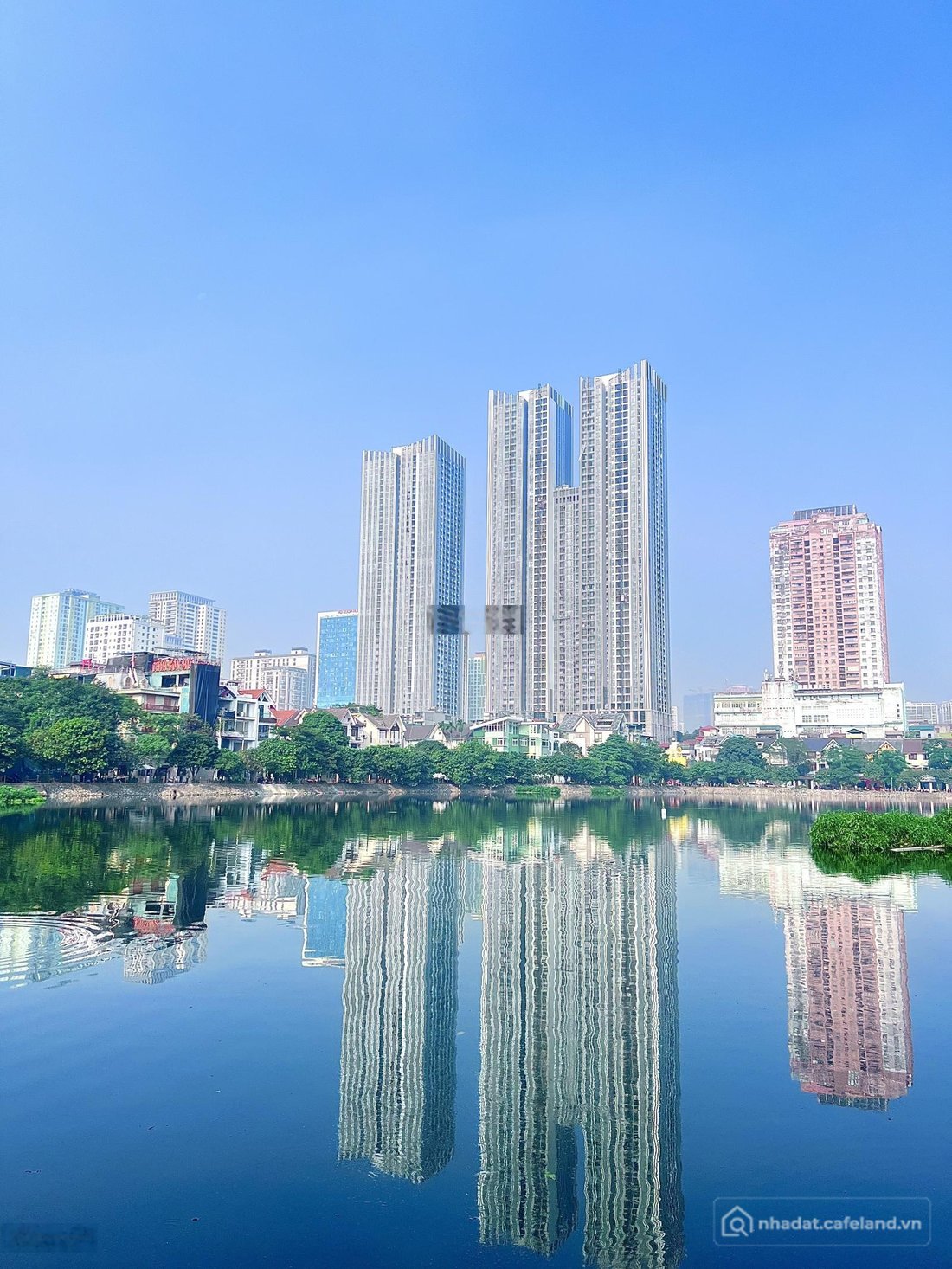 Bán căn hộ chung cư: Bán căn góc 3PN hoa hậu tại Grand sunlake. View cực đẹp. Sắ