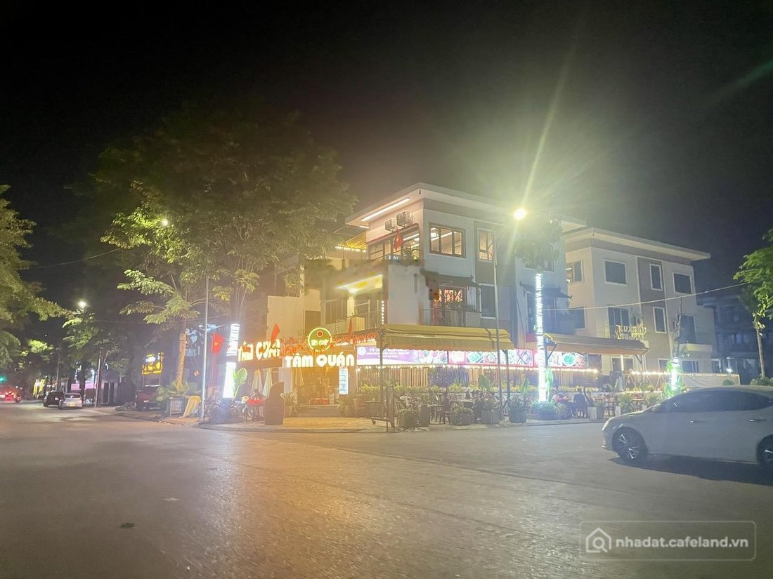 Bán biệt thự: Bán nhà liền kề B1.1 tại khu đô thị Thanh Hà Mường Thanh, 16,1 tỷ,