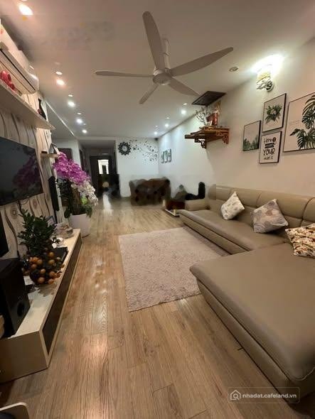 Bán căn hộ chung cư: Bán CC Văn Phú Victoria, giá thỏa thuận, 97m2, 2PN, 2WC, Tâ