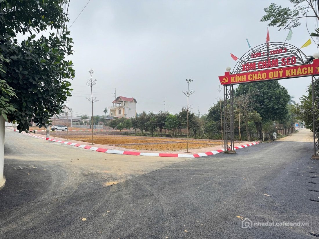 Bán đất thổ cư: Bán Đất Phú Cát Quốc Oai 100m2 Đường 5m Gần DH09 Cách Tổ Hợp Y T