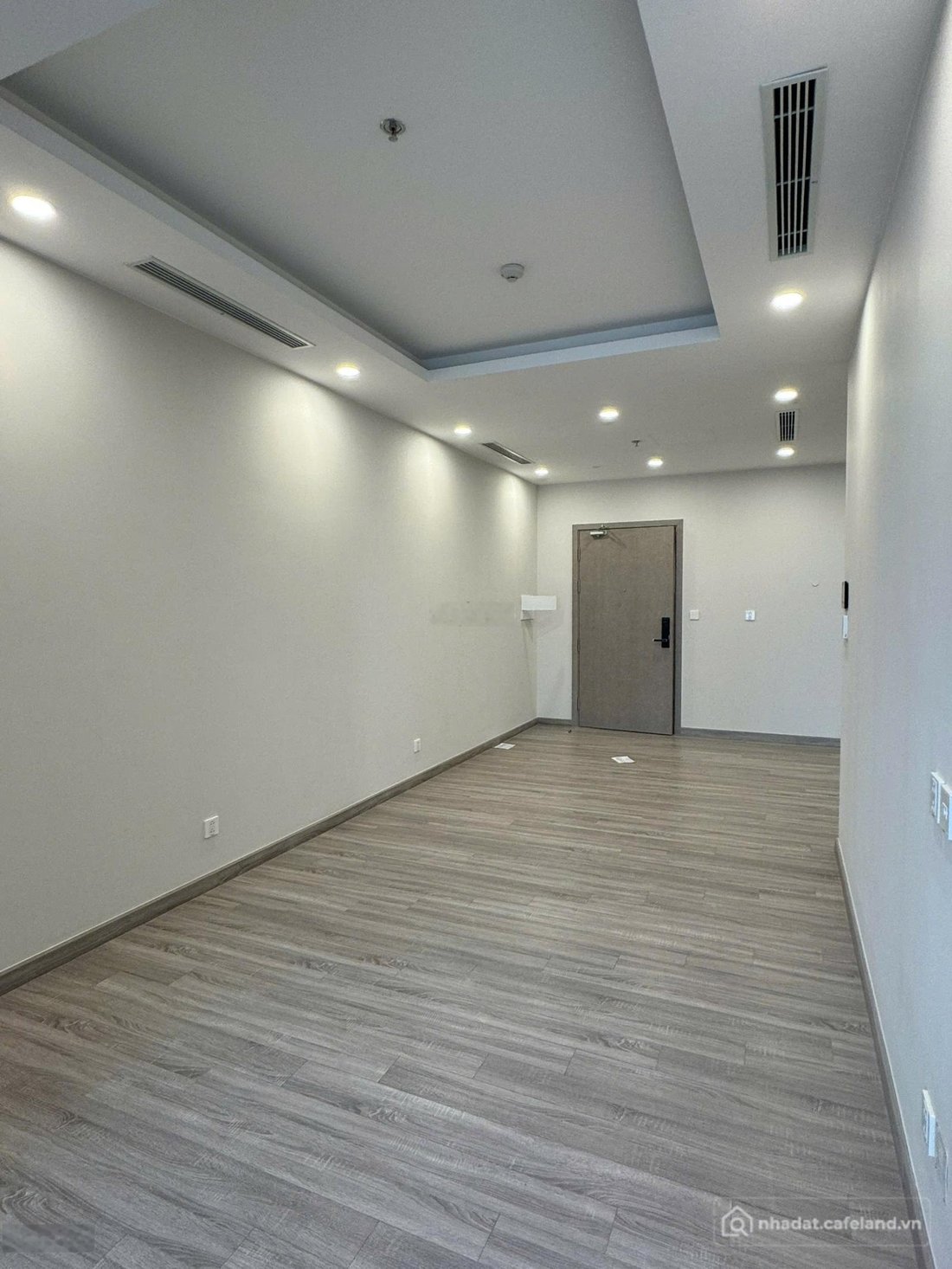 Bán căn hộ chung cư: Bán căn 3 ngủ toà SF2 Skyforest view biệt thự đảo giá 7.850