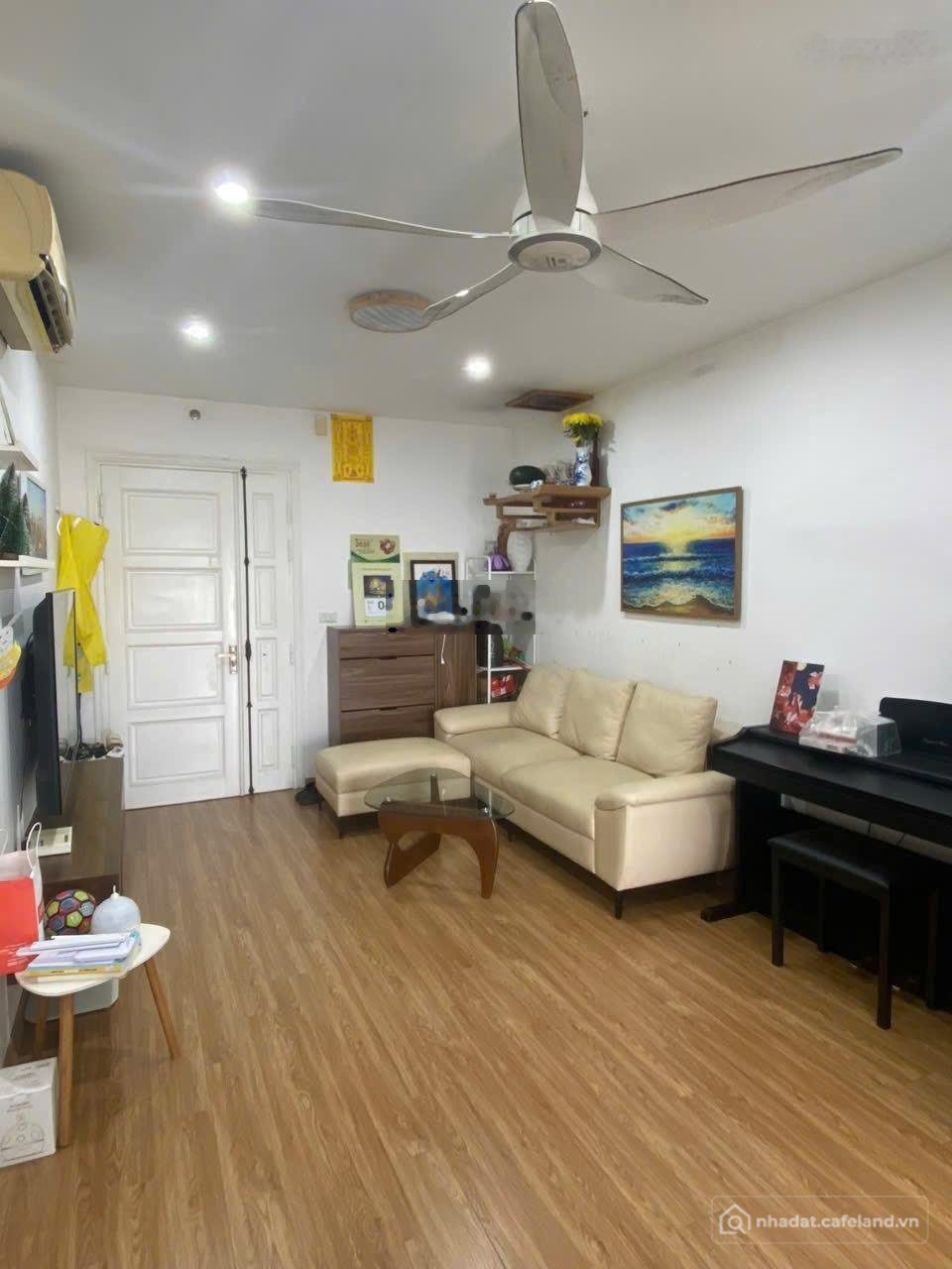 Bán căn hộ chung cư: Bán gấp CH 61m2 tại Tứ Hiệp Plaza, 4,8 tỷ, view đẹp