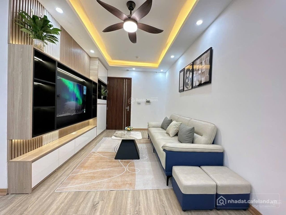 Bán căn hộ chung cư: Hiếm! Căn hộ nhỏ xinh 42m2 CT2 Nam Xa La view thoáng, full 