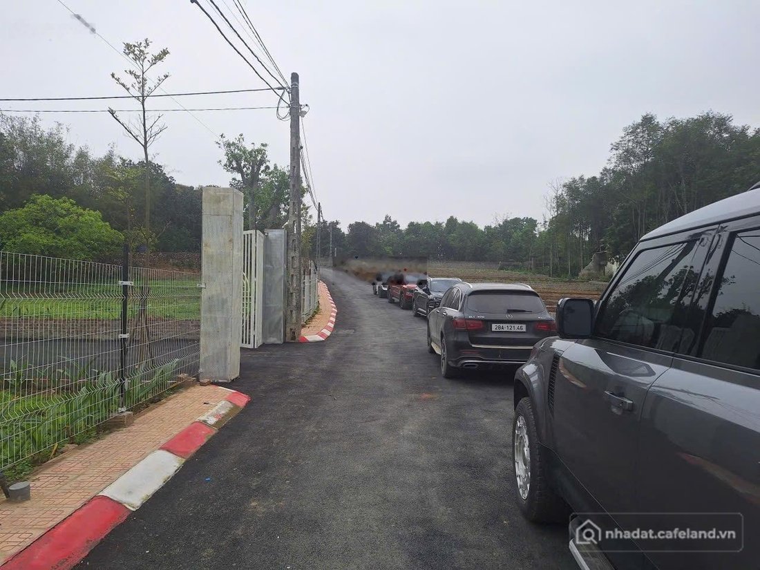 Bán đất thổ cư: bán đất Khu Công Nghiệp Lương Sơn Hoà Bình DT: 150m giá hơn 10tr
