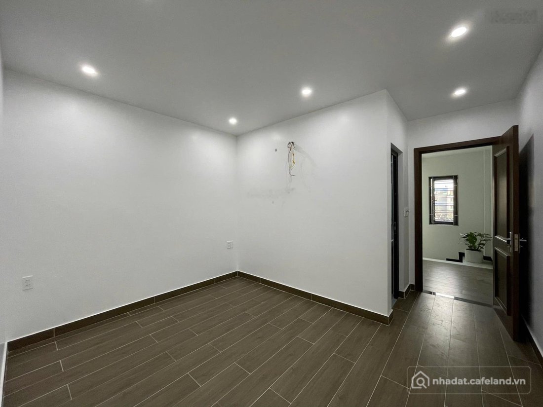 Bán nhà riêng: Nhà 5 tầng thang máy khu phân lô TĐC Vinhomes Riverside