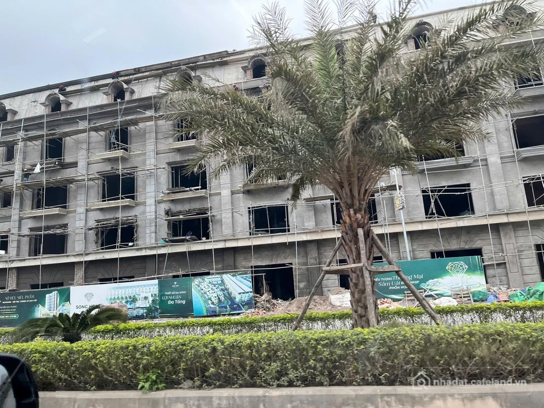 Bán nhà phố dự án: Shophouse LK Sông Hồng Diamond City 100m2, mặt đường 5m