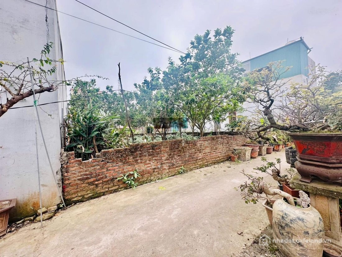 Bán đất thổ cư: Nhỉnh 2 tỷ sở hữu ngay 50m2 Vĩnh Tuy đường ô tô, vị trí trung tâ