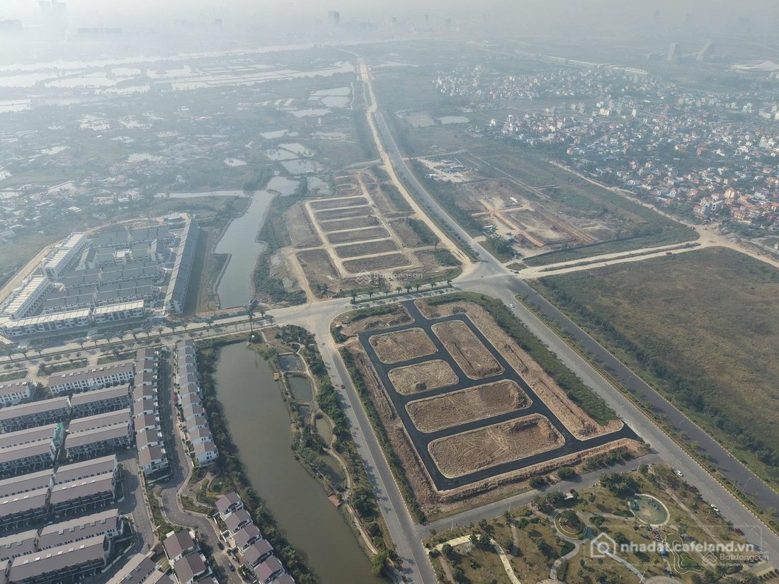 Bán biệt thự: Nhà đầu tư cuống cuồng đặt cọc trước thông tin dự án Sol Garden ra