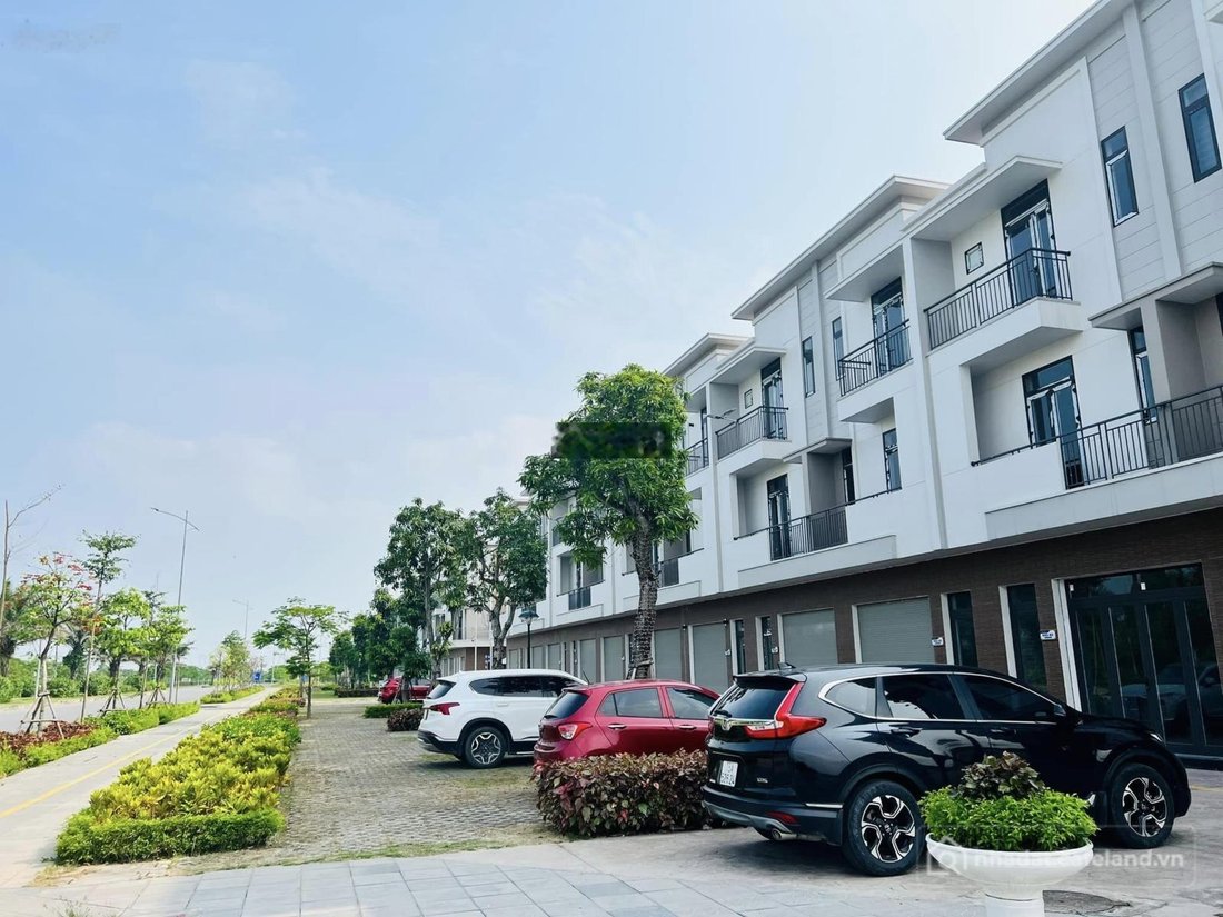 Bán nhà phố dự án: Shophouse centa city 76m2 giá 7,2x tỷ cửa ngõ vinwonders vũ y