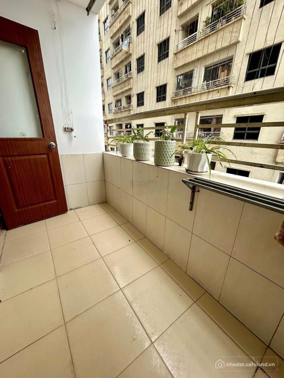 Bán căn hộ chung cư: Căn 1 ngủ hiếm có sổ tại ct8a đại thanh 42m, giá 2.79 tỷ bà