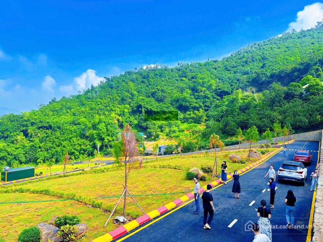 Bán đất thổ cư: Đất view núi tại Hòa Lạc, giá rẻ chỉ từ 15tr/m2 sổ đỏ trao tay