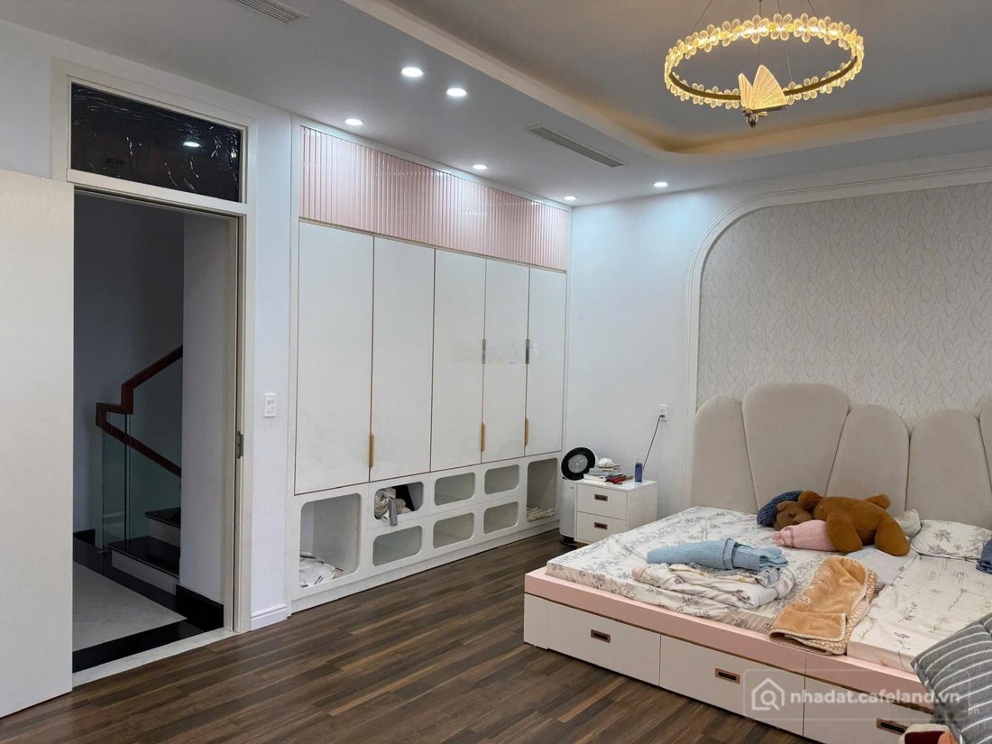 Bán biệt thự: Bán Siêu phẩm LK Hải Âu 3 - Vin Marina, 105m, Full NT đẹp, ô chờ t