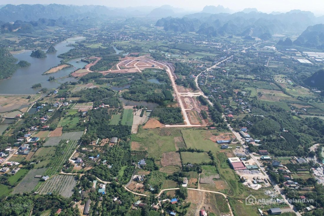 Bán đất thổ cư: Bán đất ven hồ đá bạc gần kcn thanh hà phù hợp làm nhà vườn nghỉ