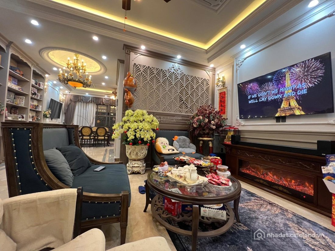 Bán biệt thự: Vinhomes Marina. Vị trí tuyệt đẹp. Nhà hướng Nam