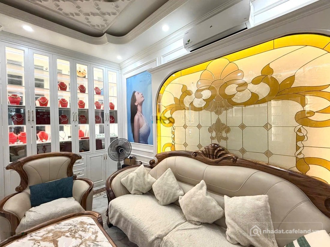 Bán biệt thự: Bán biệt thự song lập ngọc trai - vinhome marina, 180m2- thang máy