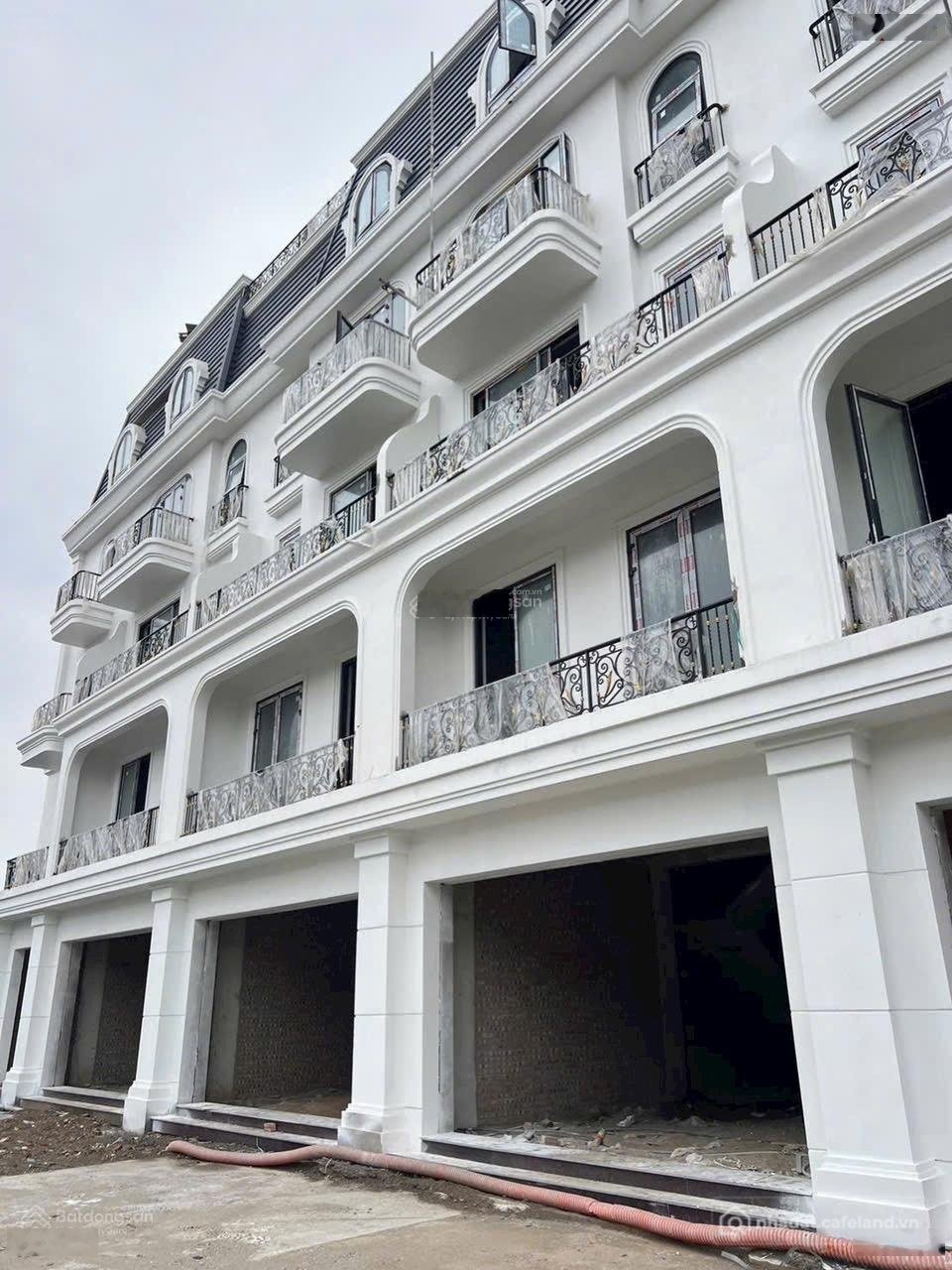 Bán biệt thự: Căn liền kề rẻ nhất tại phân khu Thiên Nga - Hoàng Huy New City. L