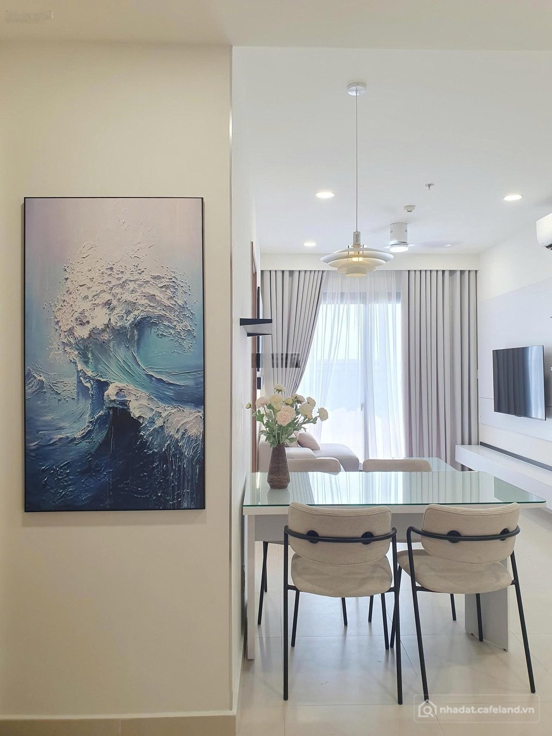 Bán căn hộ chung cư: Căn 2 phòng ngủ 69m2, sang nhượng giá siêu tốt, sẵn hợp đồn